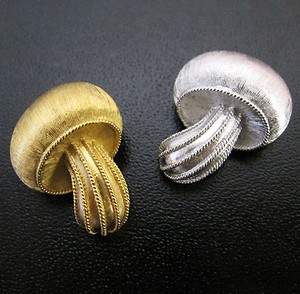 (image for) Antique & Vintage