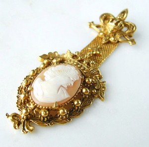 （画像用） Florenza刻印　フロレンザ シェルカメオ　ブローチ