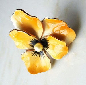 （画像用） ブローチ　パンジー・すみれ