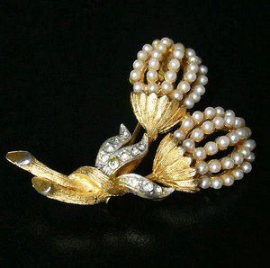 （画像用） Coroお花ブーケブローチ