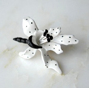 （画像用） HARハー　ブローチ