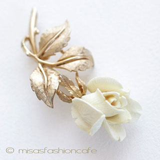 （画像用） 象牙 アイボリー ローズ ブローチ
