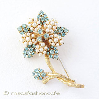 （画像用） BSK お花ブローチ