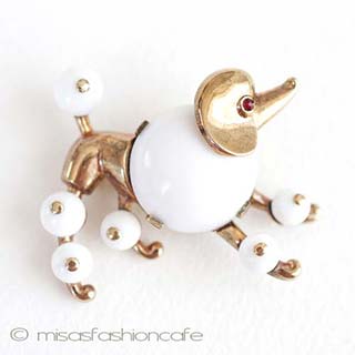 （画像用） Ｔｒｉｆａｒｉ　 トリファリ プードルブローチ　1952年