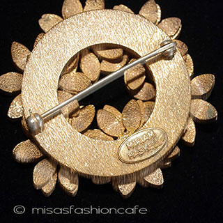 （画像用） ミリアムハスケル　 花リース　ブローチ