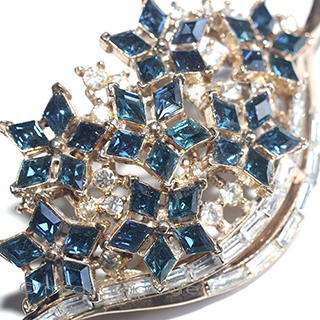 （画像用） Ｔｒｉｆａｒｉ　 トリファリ 流れ星　ブローチ