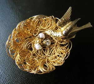 (image for) Antique & Vintage