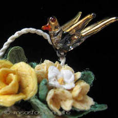 （画像用） Made in FRANCE 仏製 花かご＆鳥ブローチ