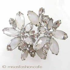 （画像用） Regencyリージェンシー 花クリスタル ブローチ