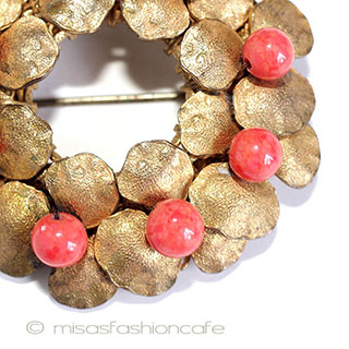 （画像用） ミリアムハスケル ブローチ スミレのお花リース