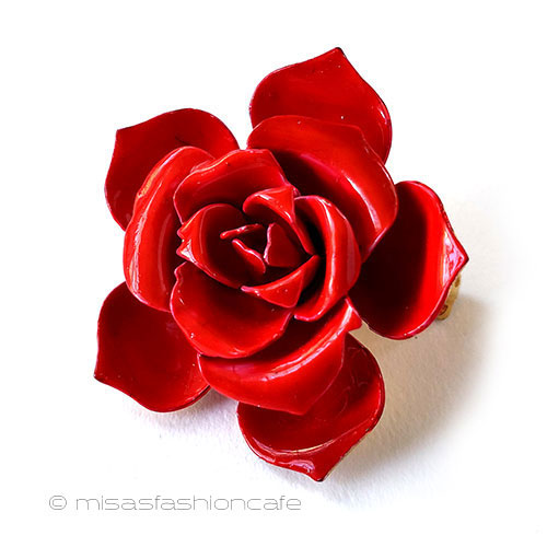 （画像用） Original By Robert 赤い薔薇の花ブローチ