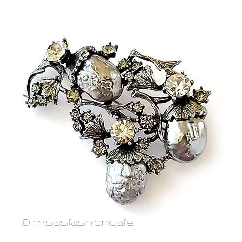 （画像用） ＨＡＲ　ハー　ブローチ バロックパール団栗