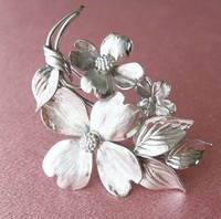 （画像用） Sterling銀製ブローチ HSBハナミズキのお花ブーケ