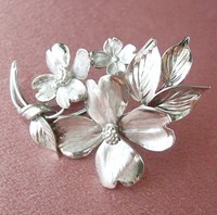 （画像用） Sterling銀製ブローチ HSBハナミズキのお花ブーケ