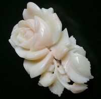 （画像用） 珊瑚コーラル ローズブローチ