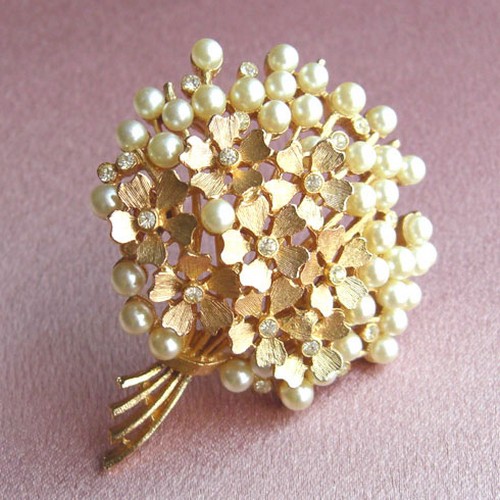 （画像用） B.S.K　ブローチ