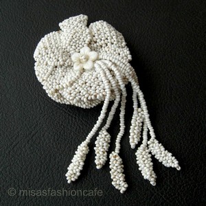 （画像用） アアンティーク チェコ刻印 フローラル ブローチ