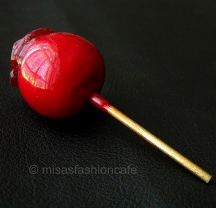 （画像用） Coro りんご飴　ブローチ