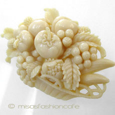 （画像用） フルーツバスケット ブローチ