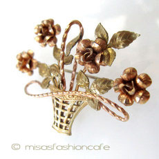 （画像用） Krementz　ブローチ 14Kgf　バラの花かご