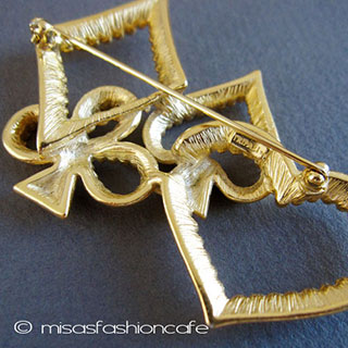 （画像用） Trifari トリファリ トランプ・カード ブローチ