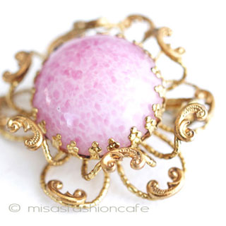 （画像用） Ａｕｓｔｒｉａ　オーストリア アートグラス ブローチ