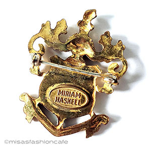 （画像用） ミリアム　ハスケル シールド　ブローチ