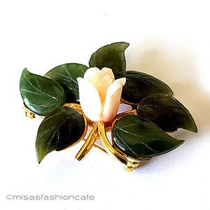 （画像用） 珊瑚と翡翠のローズ ヴィンテージブローチ