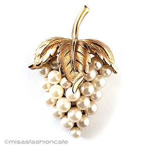 （画像用） Trifari　トリファリ パール金葡萄ブローチ