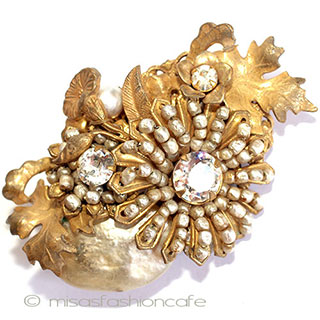 （画像用） ミリアムハスケル バロックパール花ブローチ