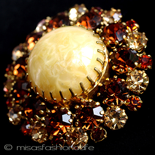 （画像用） ハニーガラス・ブローチ