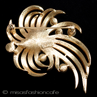 （画像用） Trifari　 トリファリ コサージュ　ブローチ