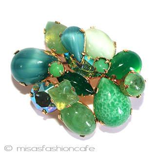 （画像用） Ａｕｓｔｒｉａ　オーストリア ガラスブローチ