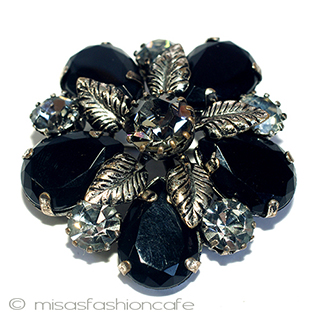 （画像用） Austria製　オーストリア ガラスの花ブローチ