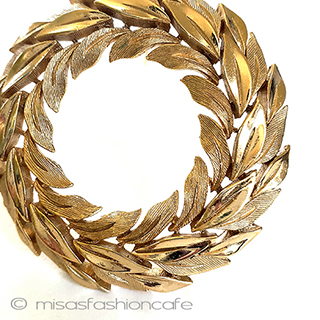 （画像用） Trifari　 トリファリ リース　ブローチ