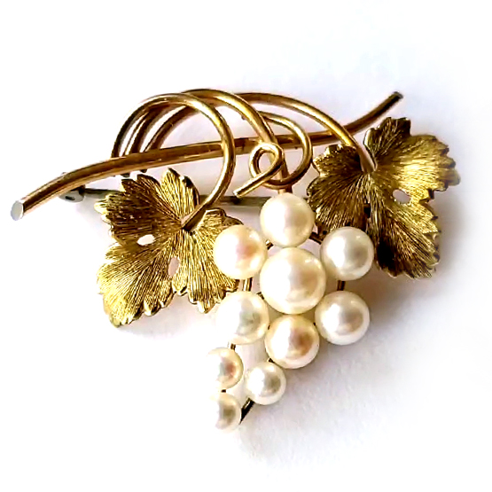 （画像用） 本真珠の葡萄　14Kgf Krementzのブローチ