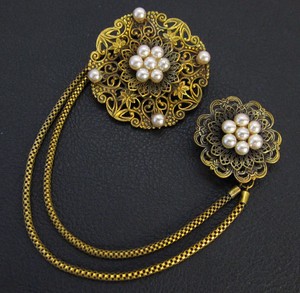 （画像用） Coroパール花ブローチ