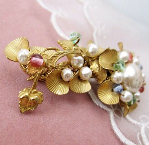 （画像用） Ｍｉｒｉａｍ　Ｈａｓｋｅｌｌ バロックパール・ブローチ