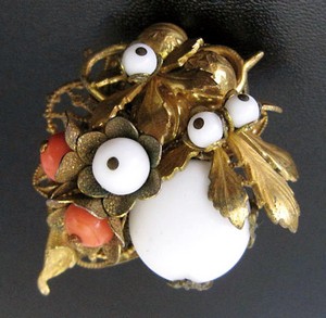 （画像用） スタンレーハグラー刻印 Hagler NYC 花ブローチ