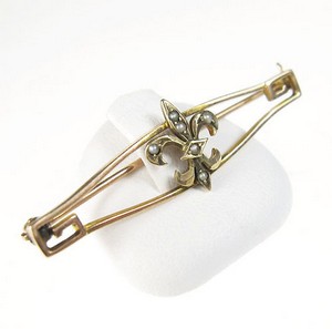 （画像用） アンティークブローチ 10K刻印　真珠１０金