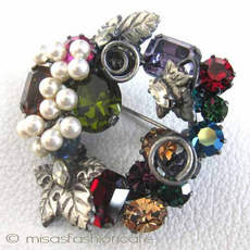 （画像用） オーストリア葡萄 ブローチ