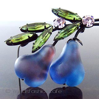 （画像用） Austria オーストリア製 ペアーフルーツ　ブローチ