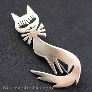 （画像用） スターリングシルバー 　猫ねこ　ブローチ