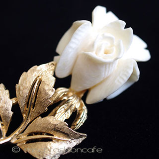 （画像用） 本象牙　アイボリー ローズ　ブローチ