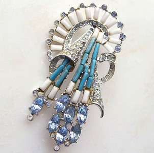 （画像用） アートデコ ブローチ