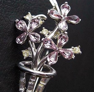 （画像用） Trifari　トリファリ フラワーバスケット ブローチ