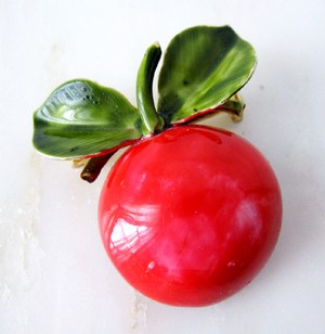 （画像用） Original By Robert　　 ミニトマト　ブローチ