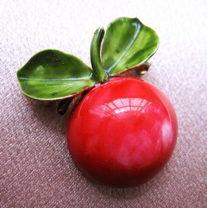 （画像用） Original By Robert　　 ミニトマト　ブローチ