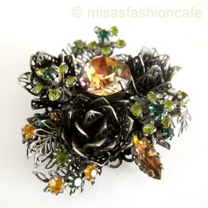 （画像用） Vendome ヴァンドーム フラワーブーケ ブローチ