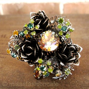 （画像用） Vendome ヴァンドーム フラワーブーケ ブローチ